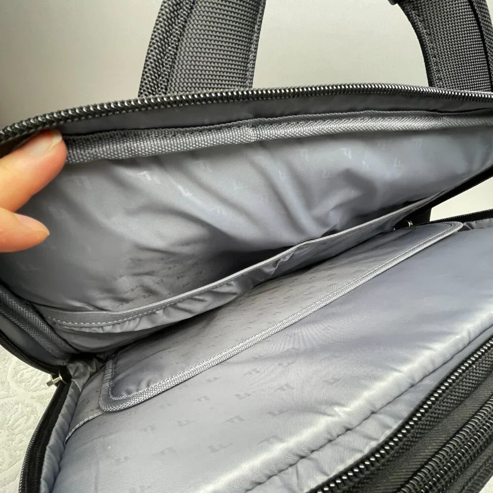 EUC Brenthaven ProStyle II-XF Laptop Bag/Briefcase, Black, Strap, 16